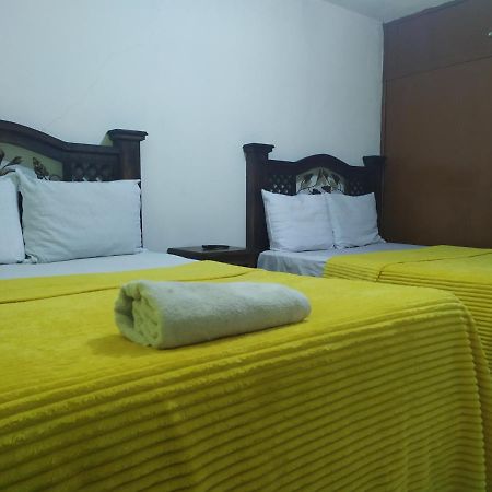 Hotel Colonial Maya Guatemala-Stad Buitenkant foto