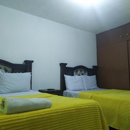 Hotel Colonial Maya Guatemala-Stad Buitenkant foto