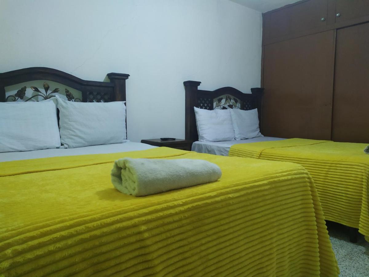 Hotel Colonial Maya Guatemala-Stad Buitenkant foto