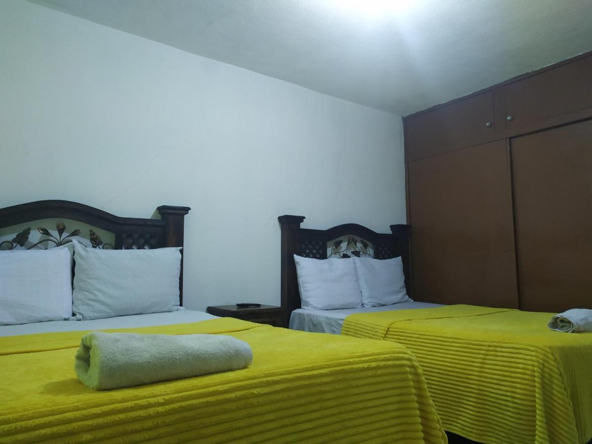 Hotel Colonial Maya Guatemala-Stad Buitenkant foto