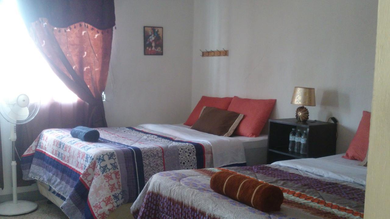 Hotel Colonial Maya Guatemala-Stad Buitenkant foto