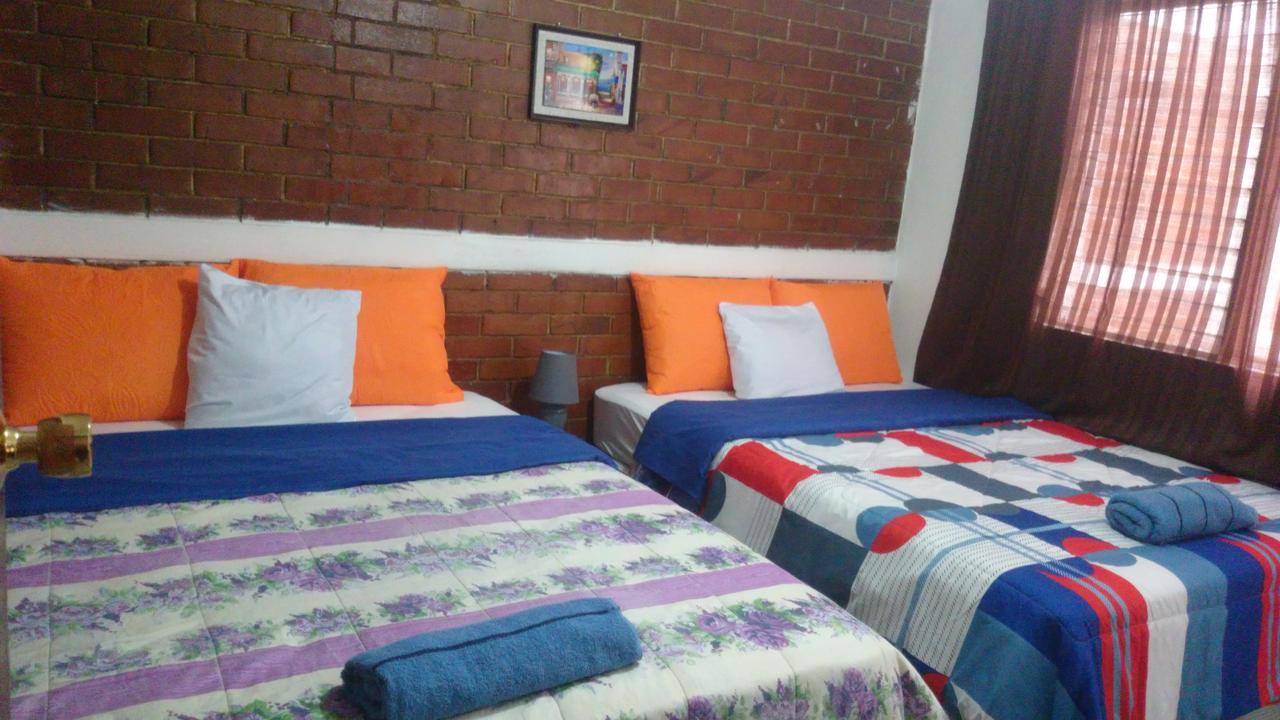 Hotel Colonial Maya Guatemala-Stad Buitenkant foto
