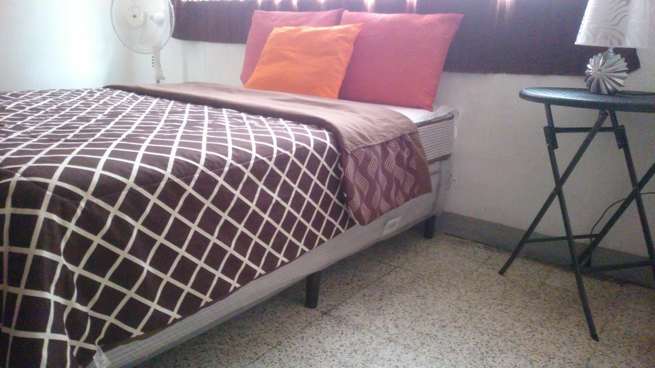 Hotel Colonial Maya Guatemala-Stad Buitenkant foto